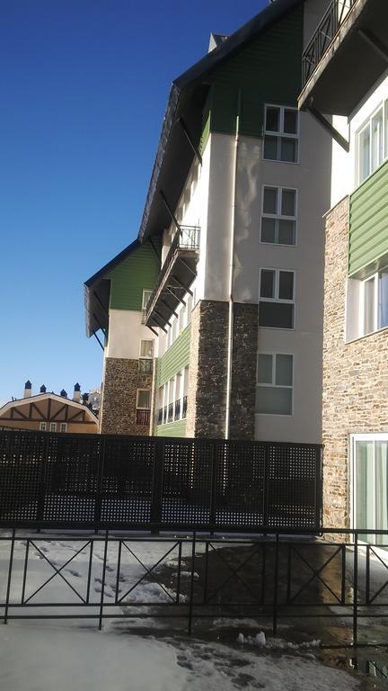 Apartamento Edificio Serraneu. Sierra Nevada. Granada الغرفة الصورة