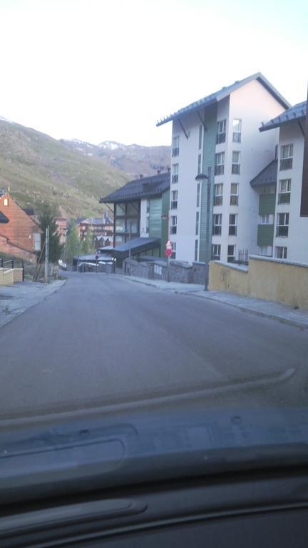 Apartamento Edificio Serraneu. Sierra Nevada. Granada المظهر الخارجي الصورة